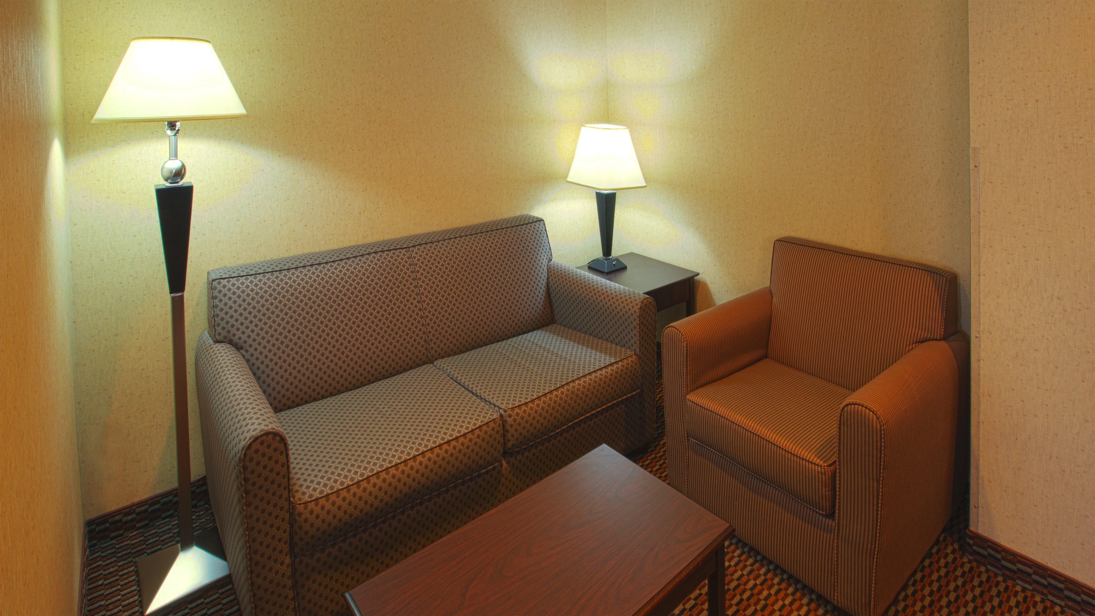 Holiday Inn Express & Suites Nampa - Idaho Center By Ihg Buitenkant foto