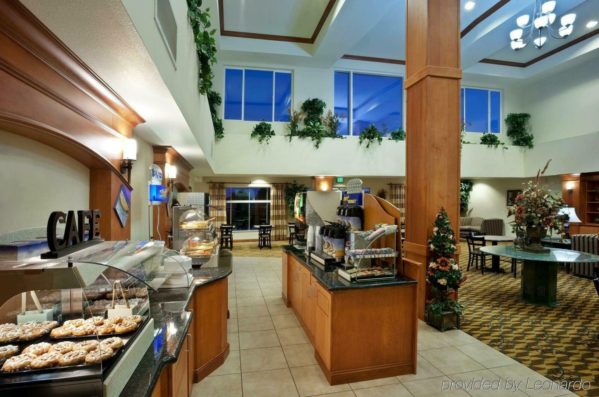 Holiday Inn Express & Suites Nampa - Idaho Center By Ihg Buitenkant foto